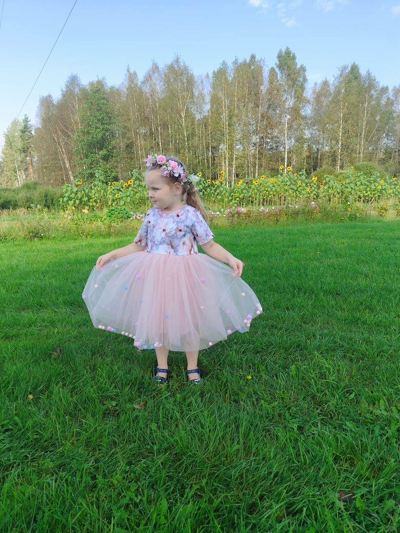 Bumbiņkleita "Ziedi" 