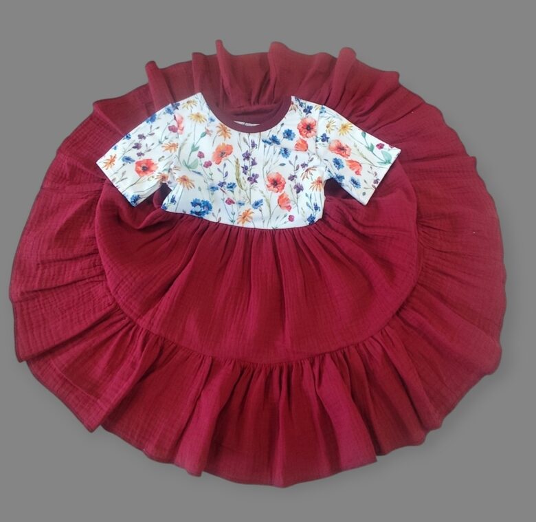 Kleita  "Pļavu ziedi" 