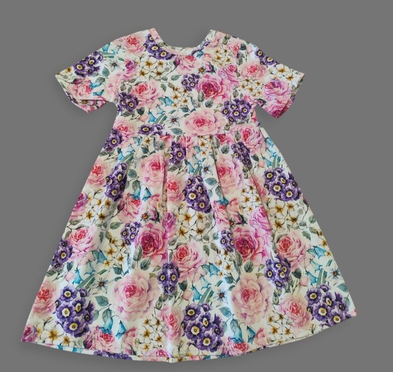 Kleita "Ziedu krāšņums" 