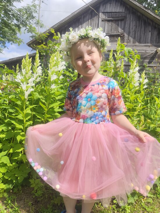 Kleita "Bumbiņprieks" 