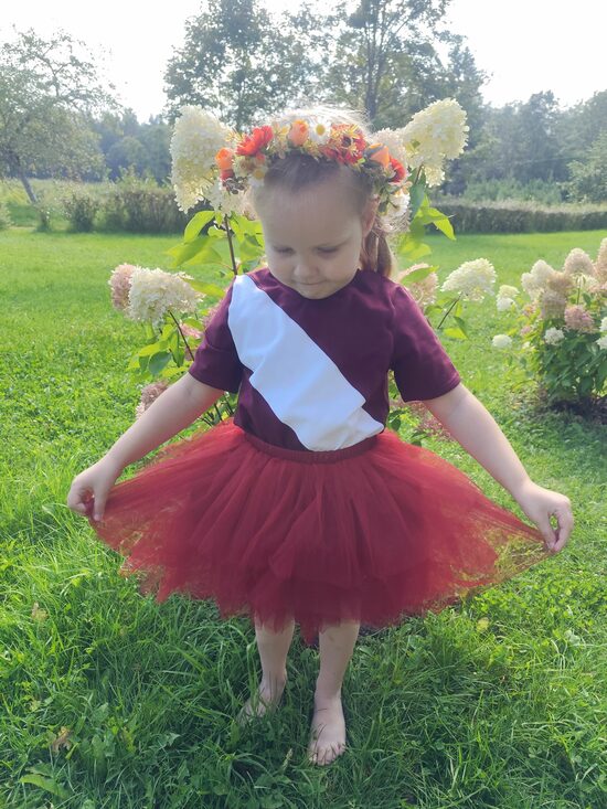 Svārciņi"Bordo"tilla 110 izm.