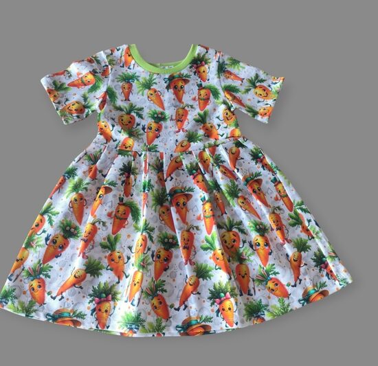 Kleita "Burkāniņš" 