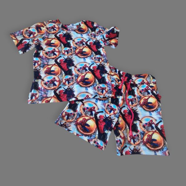 Komplekts ”Spider-Man” T-krekls ar šortiņiem