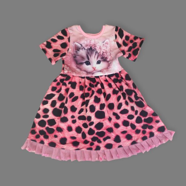 Kleita " Kaķēns" rozā leoparda un ar krasainām bumbiņām